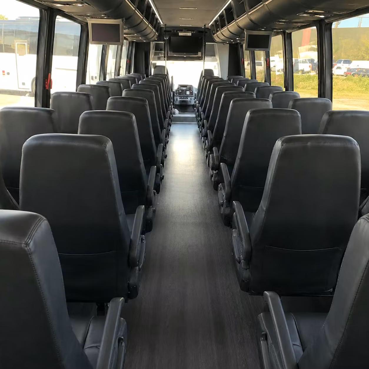 bakersfield 18 passenger minibus rental