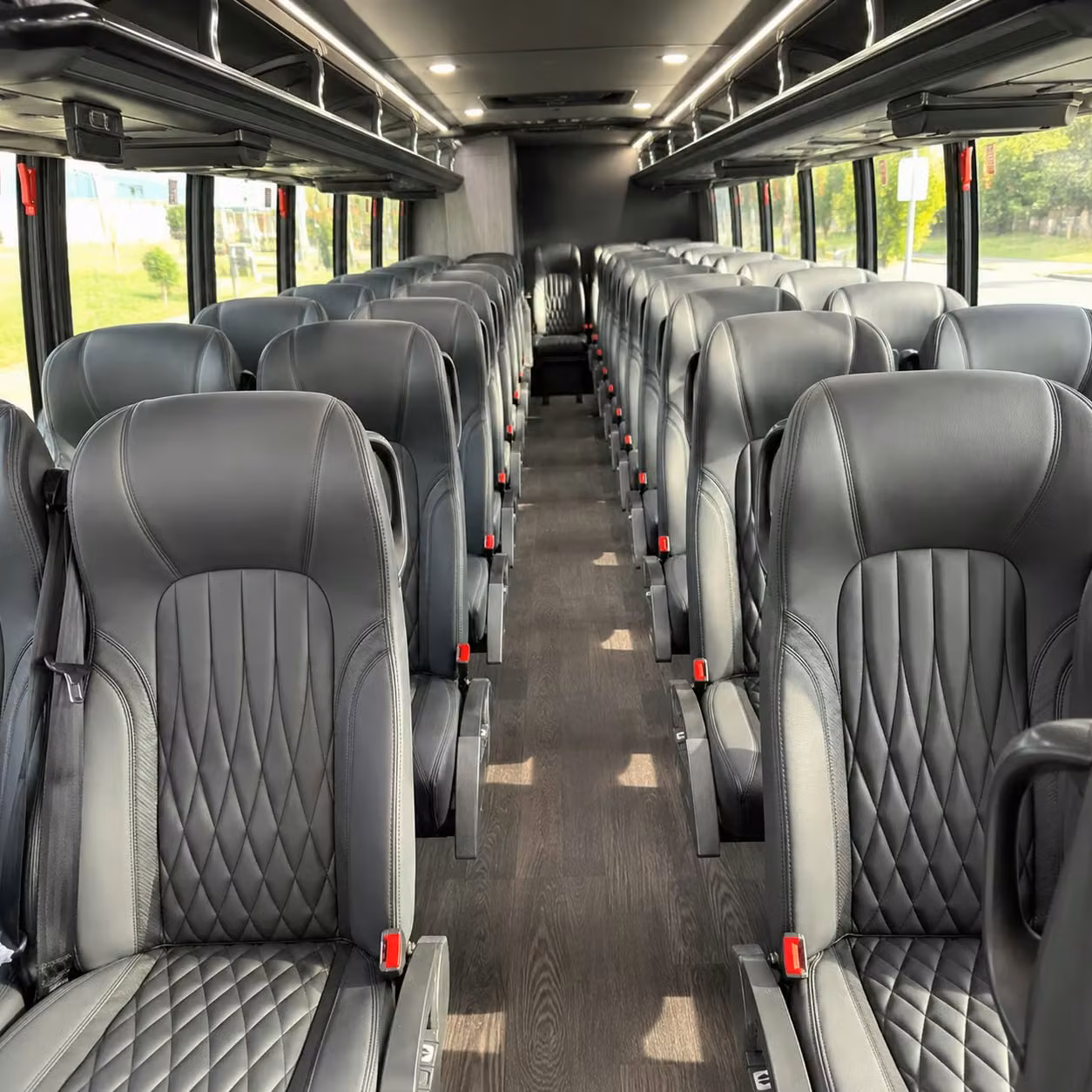 bakersfield 28 passenger minibus rental