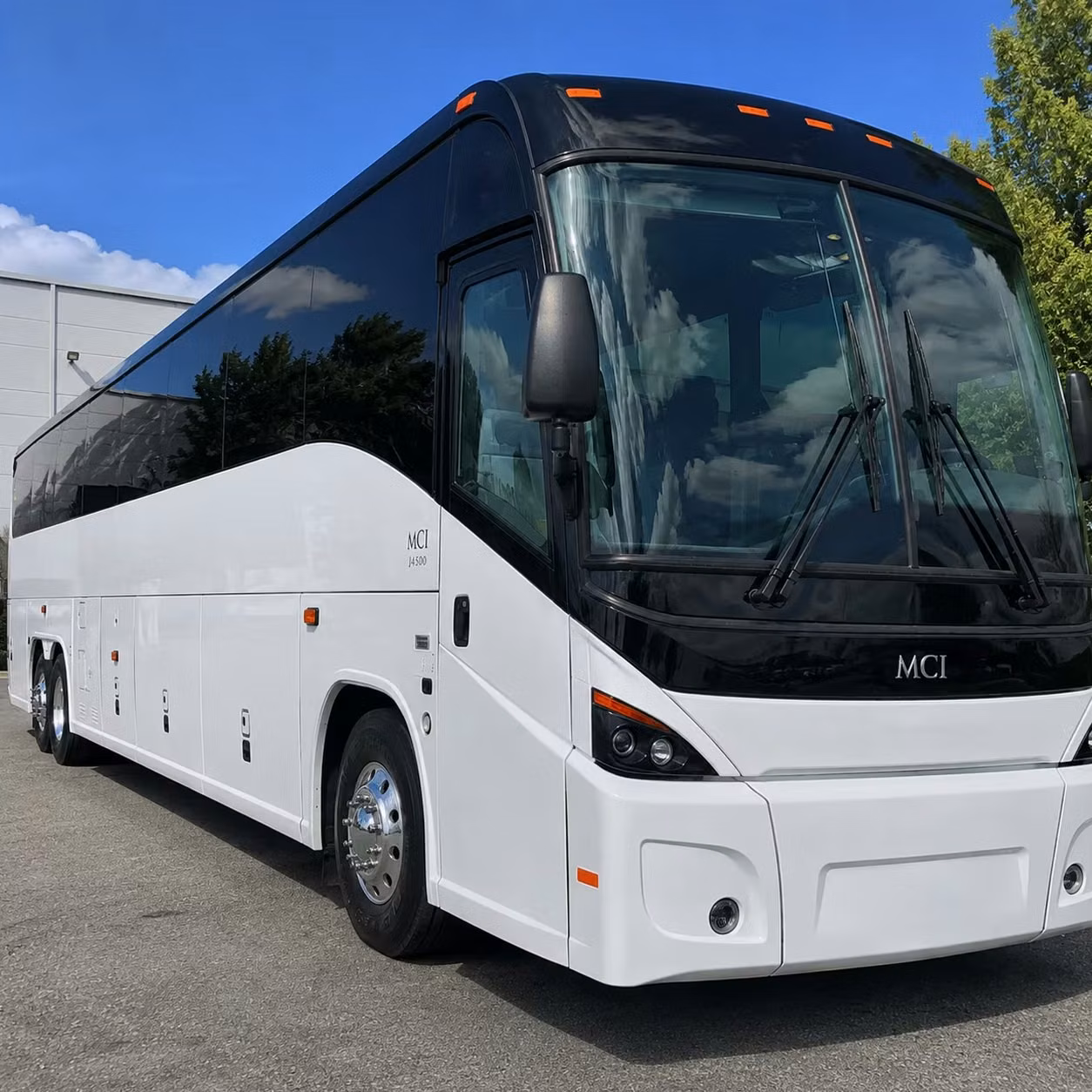 with charterbusbakersfield com securing bakersfield airport transportation for wedding guests and special events is stress free